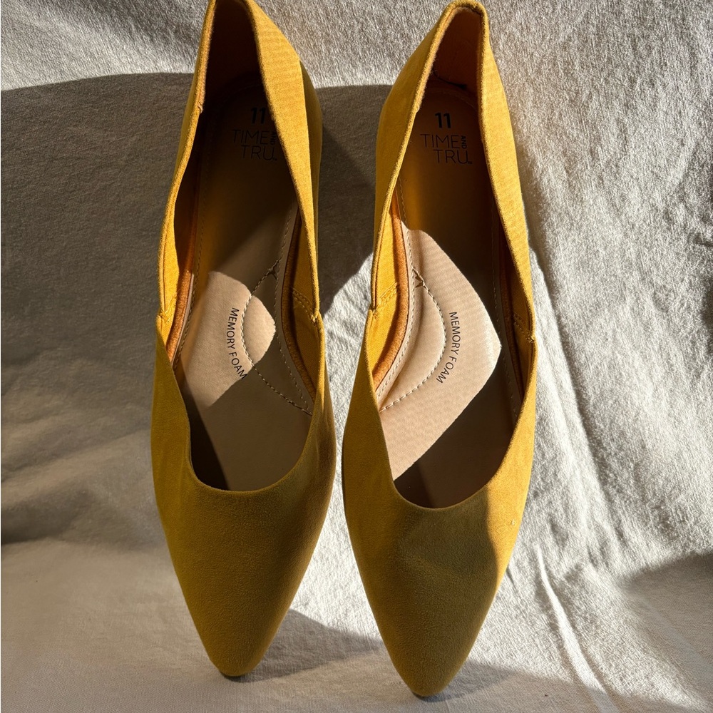 Time and Tru Women's Yellow Loafers - Picture 3 of 4